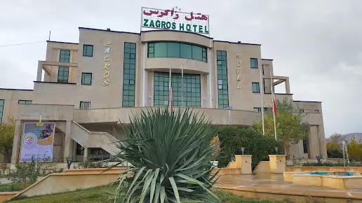 Zagros Hotel, Илам4