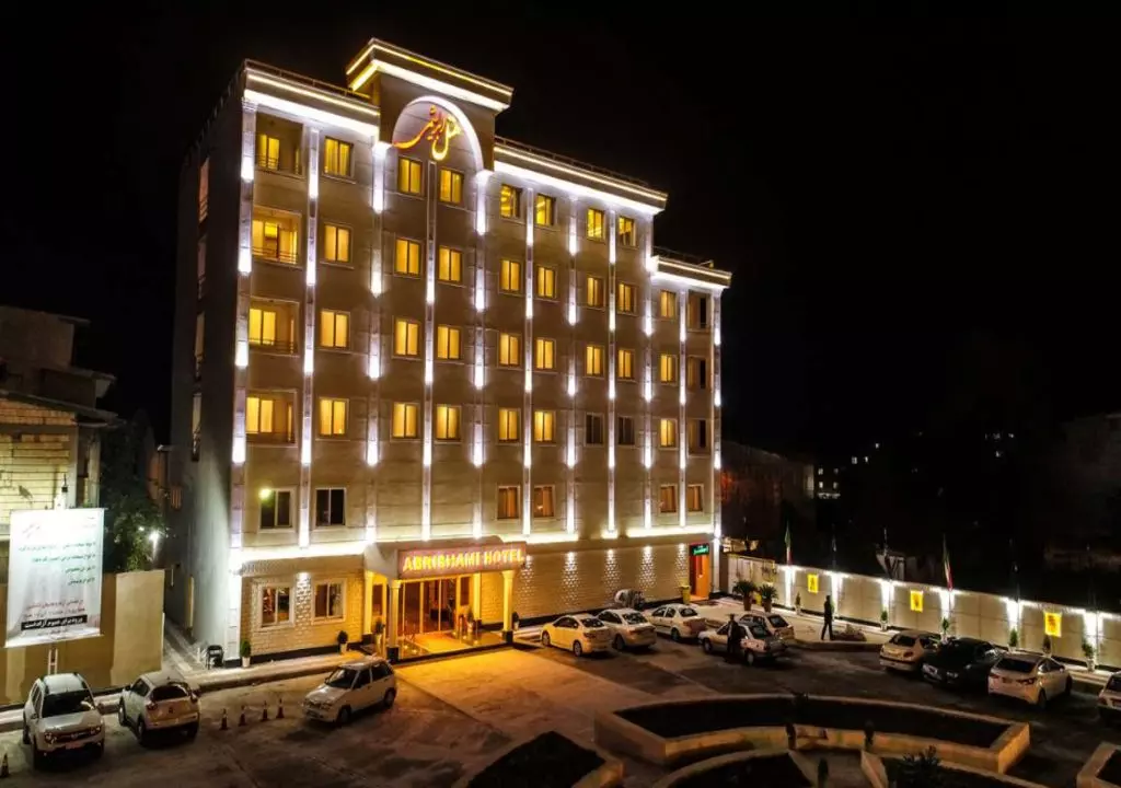 Abrishami Hotel, Лахиджан8