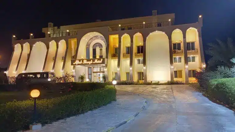 Aftab-e Shargh Hotel, остров Киш3