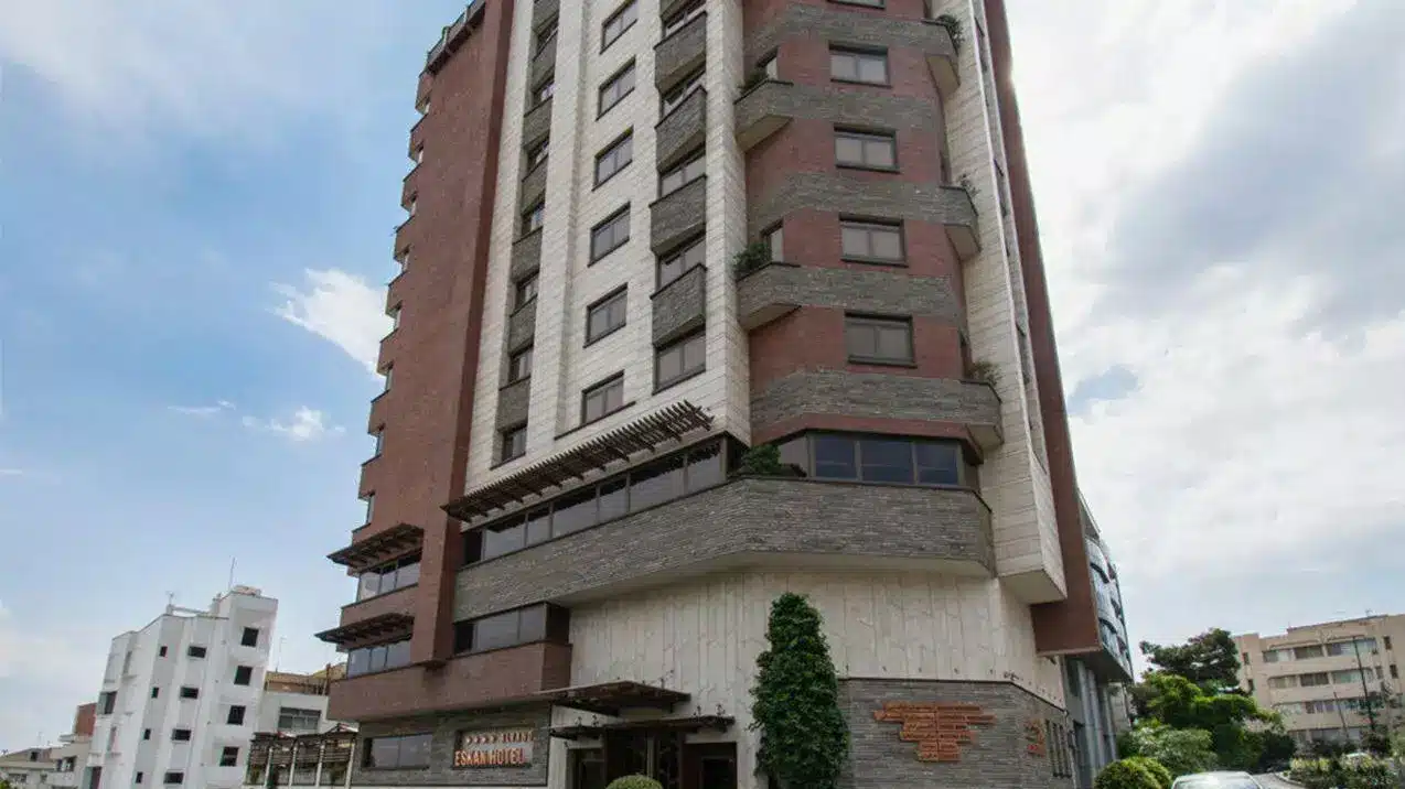 Eskan Alvand Hotel, Тегеран