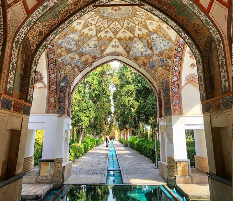 Тур в Иран сад Фин в Кашане - GoIran